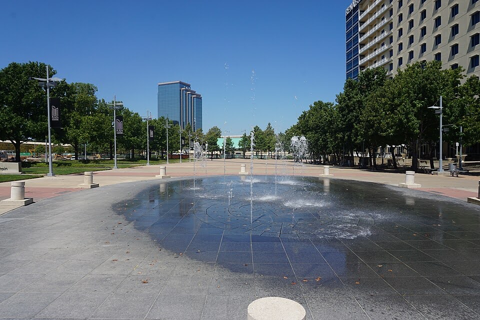 Richardson business district with commercial buildings.